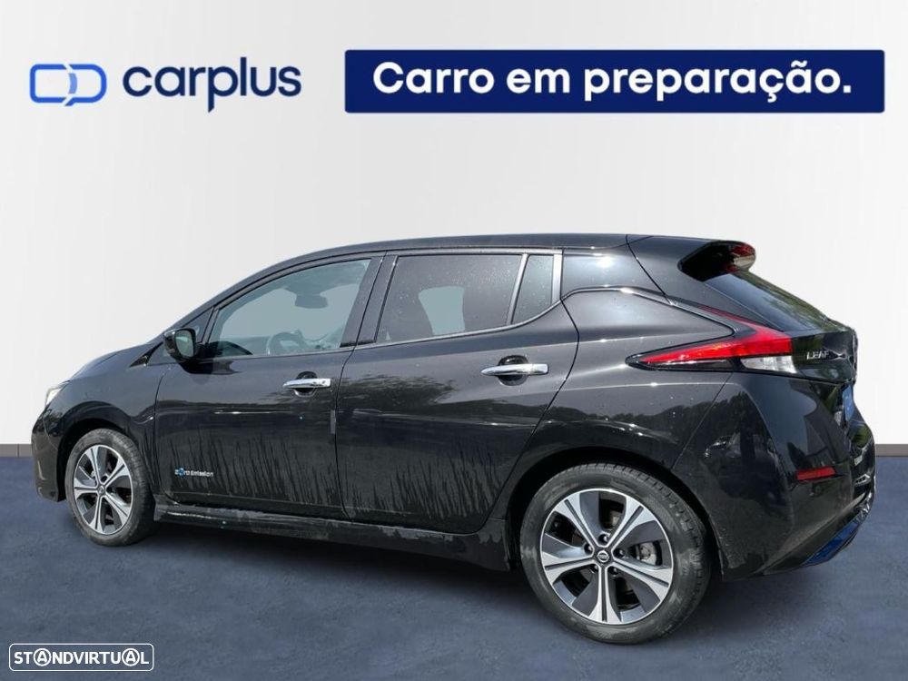 Nissan Leaf N-Connecta - 2