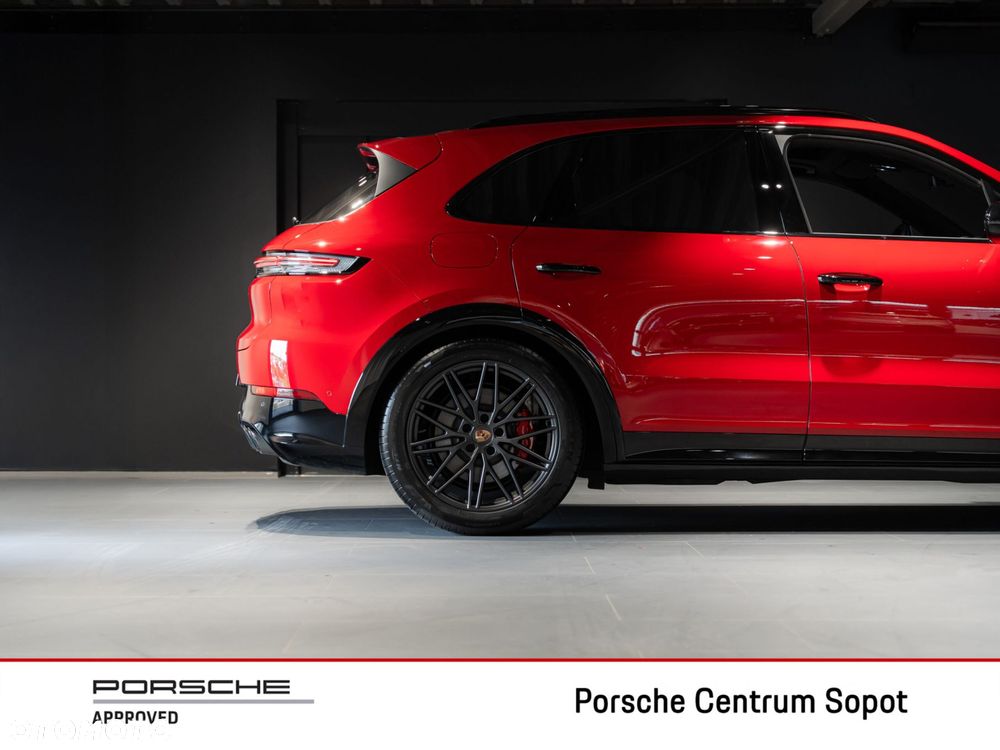 Porsche Cayenne GTS - 11