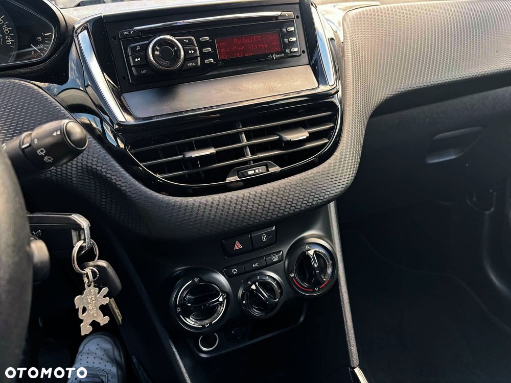 Peugeot 2008 PureTech 82 Access - 11