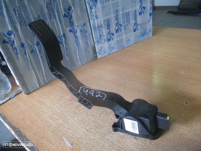 Pedal 9806387480 PEUGEOT 208 2014 1.4HDI 70CV 5P BRANCO - 1