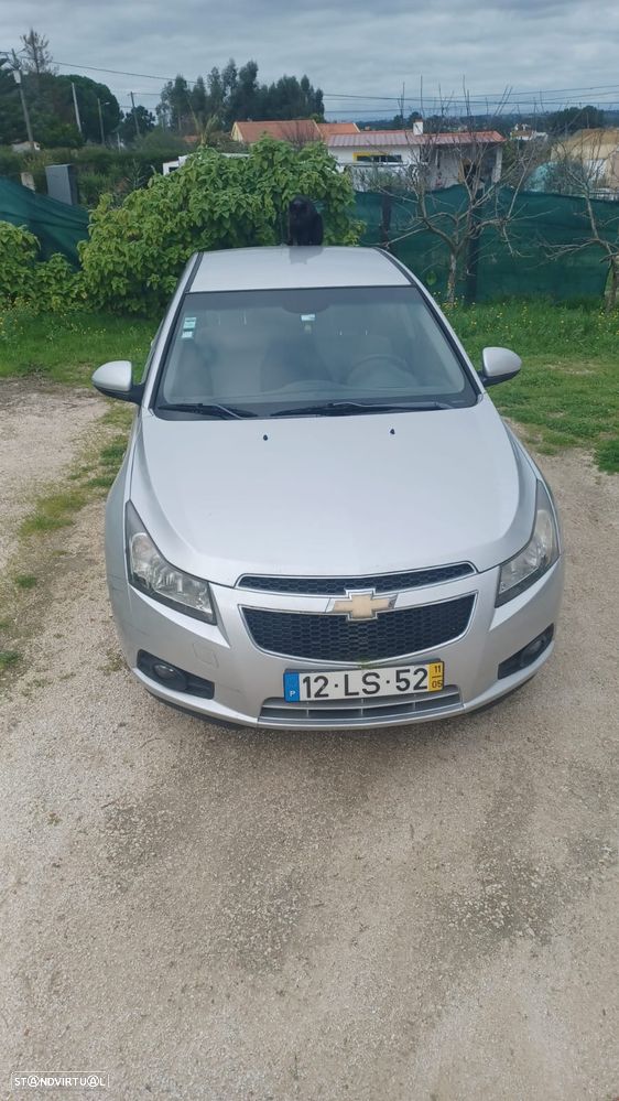 Chevrolet Cruze 1.6 LS - 5