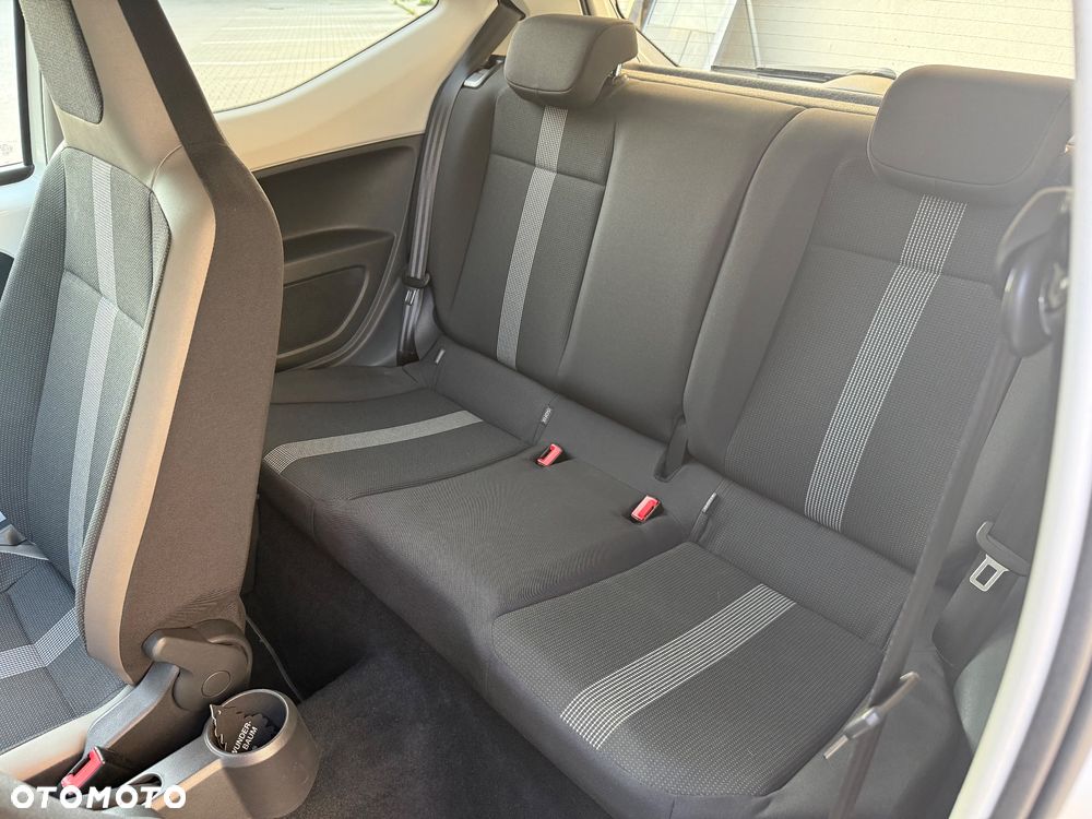 Volkswagen up! TSI high - 19
