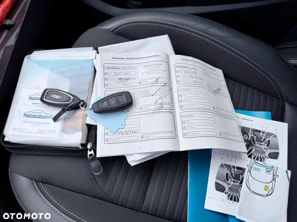 Ford Kuga 2.0 TDCi 4x4 Titanium - 27