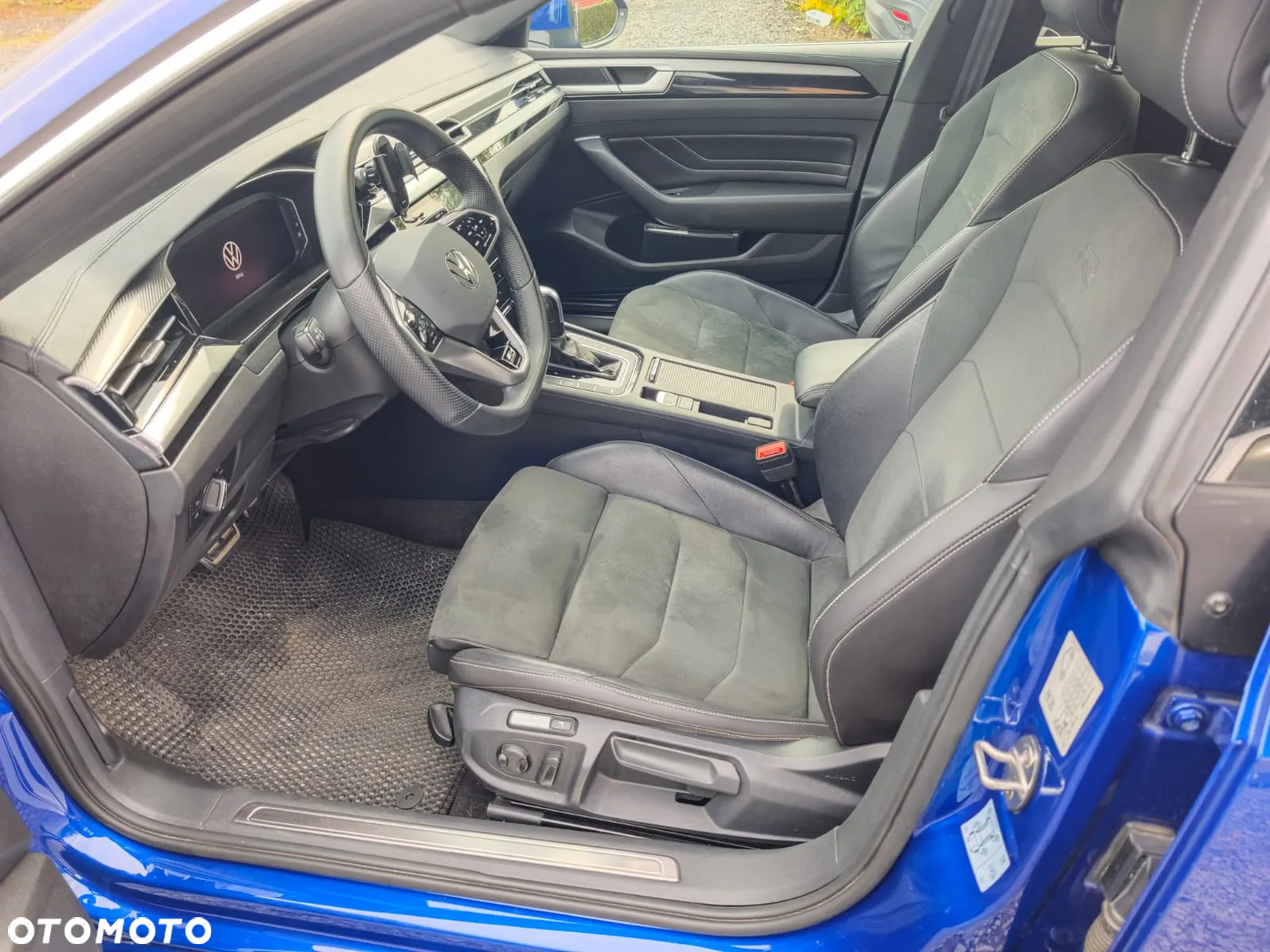 Volkswagen Arteon 2.0 TSI R-Line DSG - 2