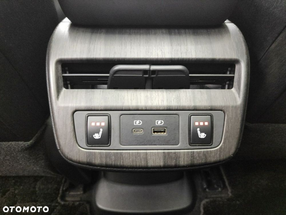 Nissan Ariya - 25