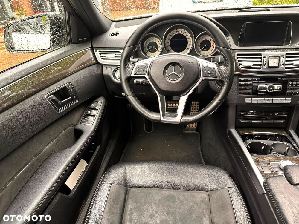 Mercedes-Benz Klasa E 250 CDI 4-Matic Classic - 2