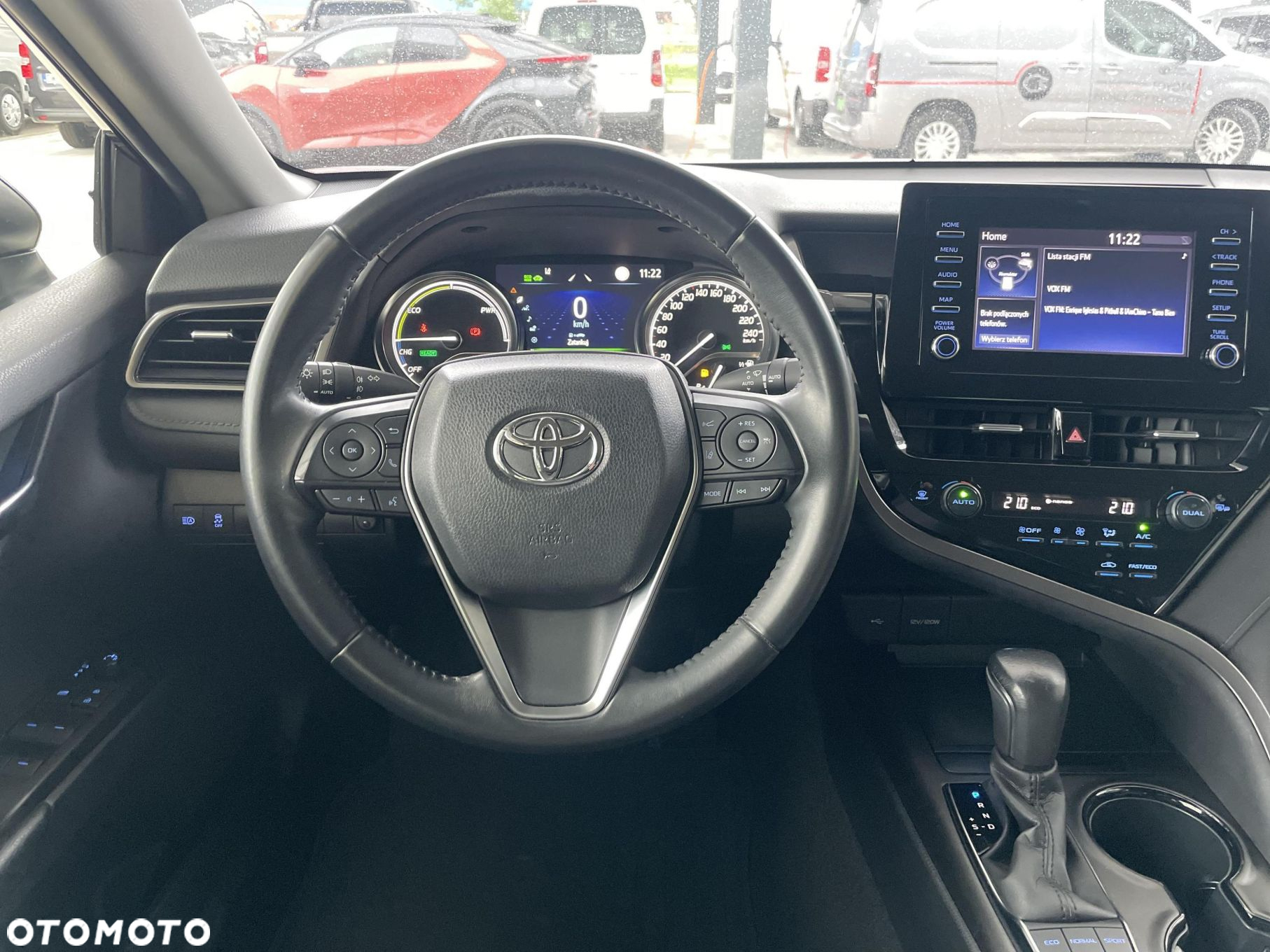 Toyota Camry - 12