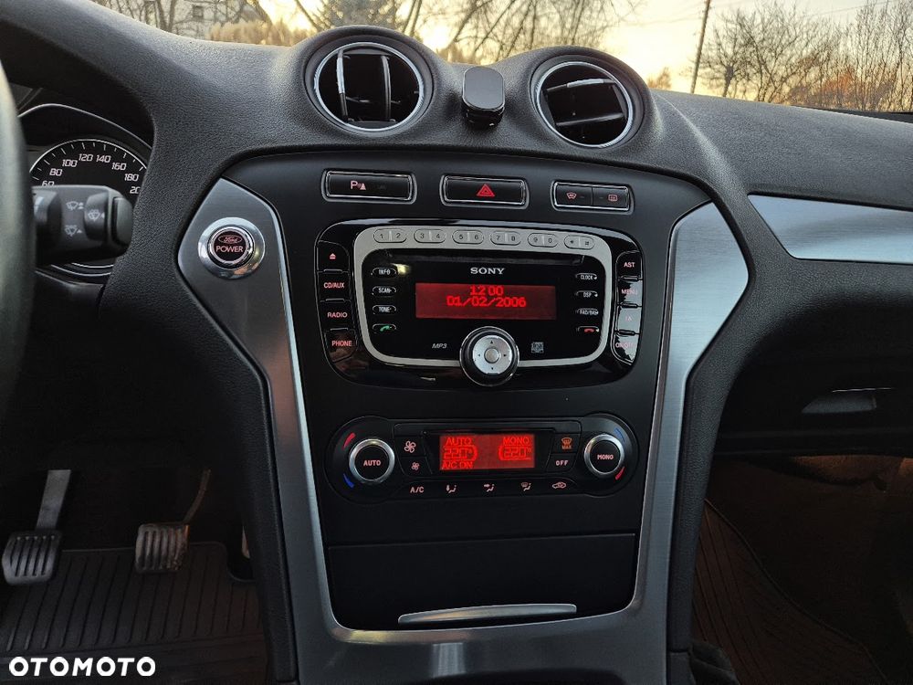 Ford Mondeo 2.0 TDCi Titanium X - 19