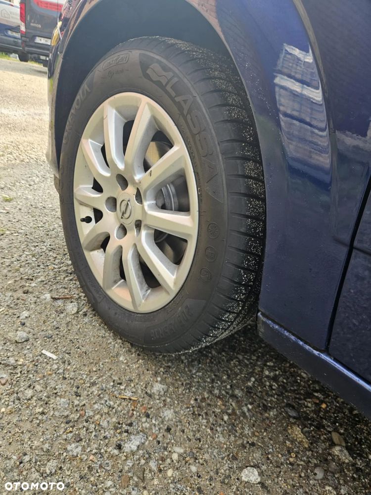 Opel Astra - 10