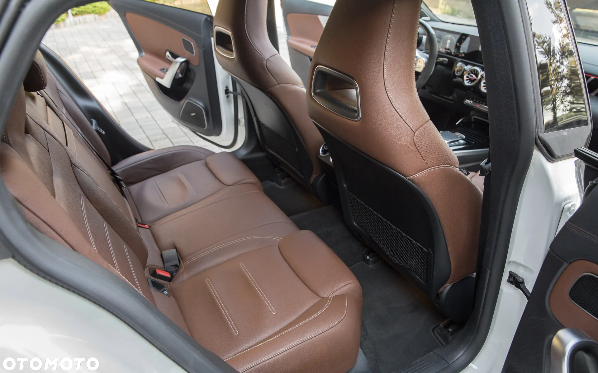 Mercedes-Benz CLA AMG 45 S 4-Matic 8G-DCT - 30