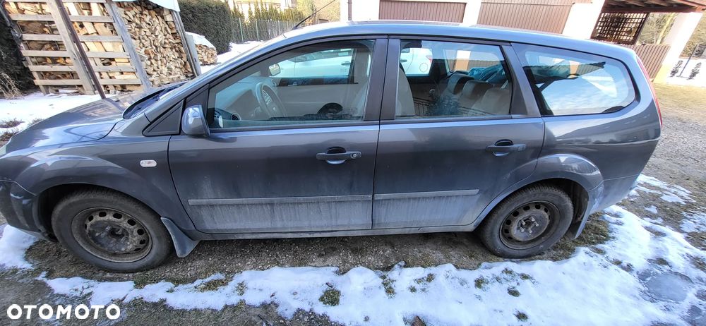 Ford Focus SW 1.6 Comfort - 4