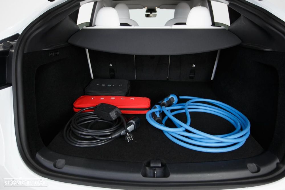 Tesla Model Y Performance Tração Integral - 12