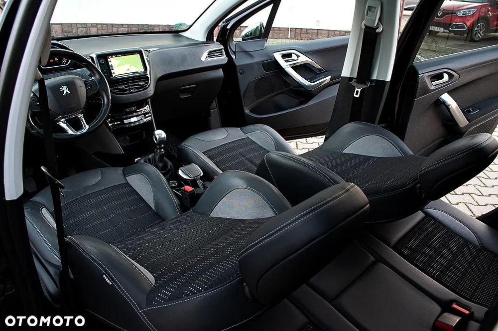 Peugeot 2008 BlueHDi FAP 120 STOP & START Business-Line - 34