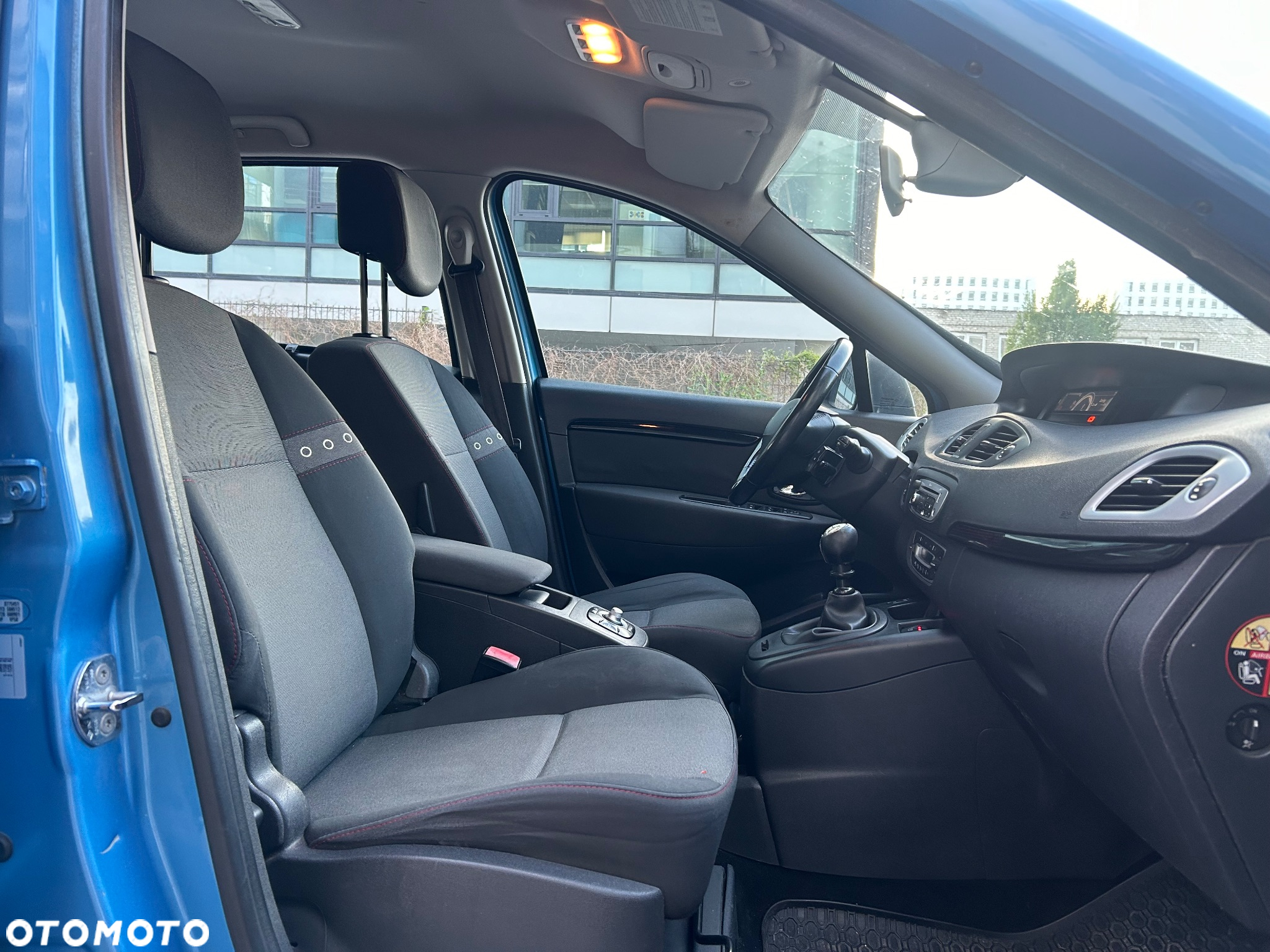 Renault Grand Scenic - 19