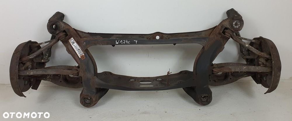 ZAWIESZENIE WÓZEK SANKI BELKA OŚ TYŁ MERCEDES W124 - 1