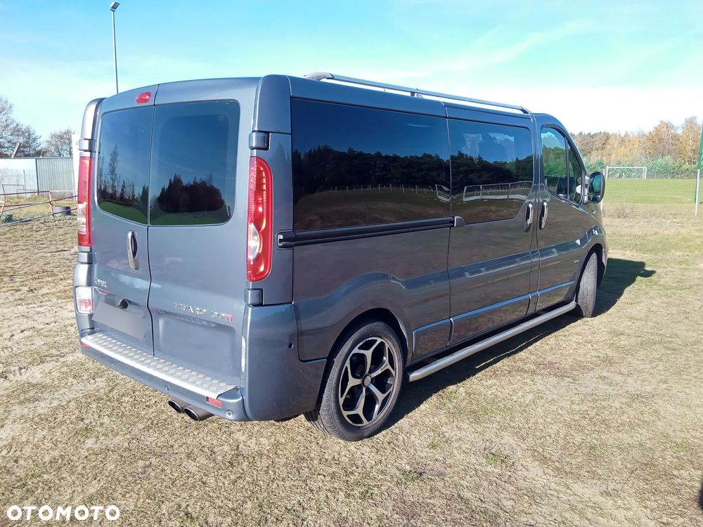 Opel Vivaro L2H1 2.9t - 25