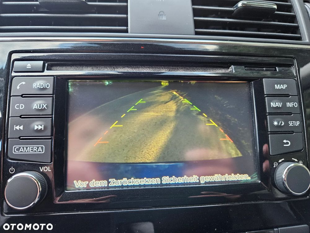 Nissan Pulsar 1.2 DIG-T Tekna EU6 - 25