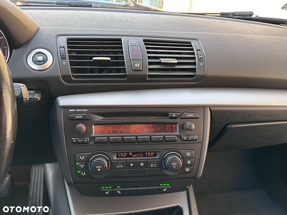 BMW Seria 1 118d - 27