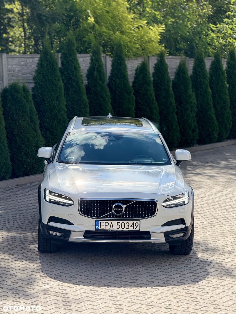 Volvo V90 Cross Country D5 AWD Pro - 12