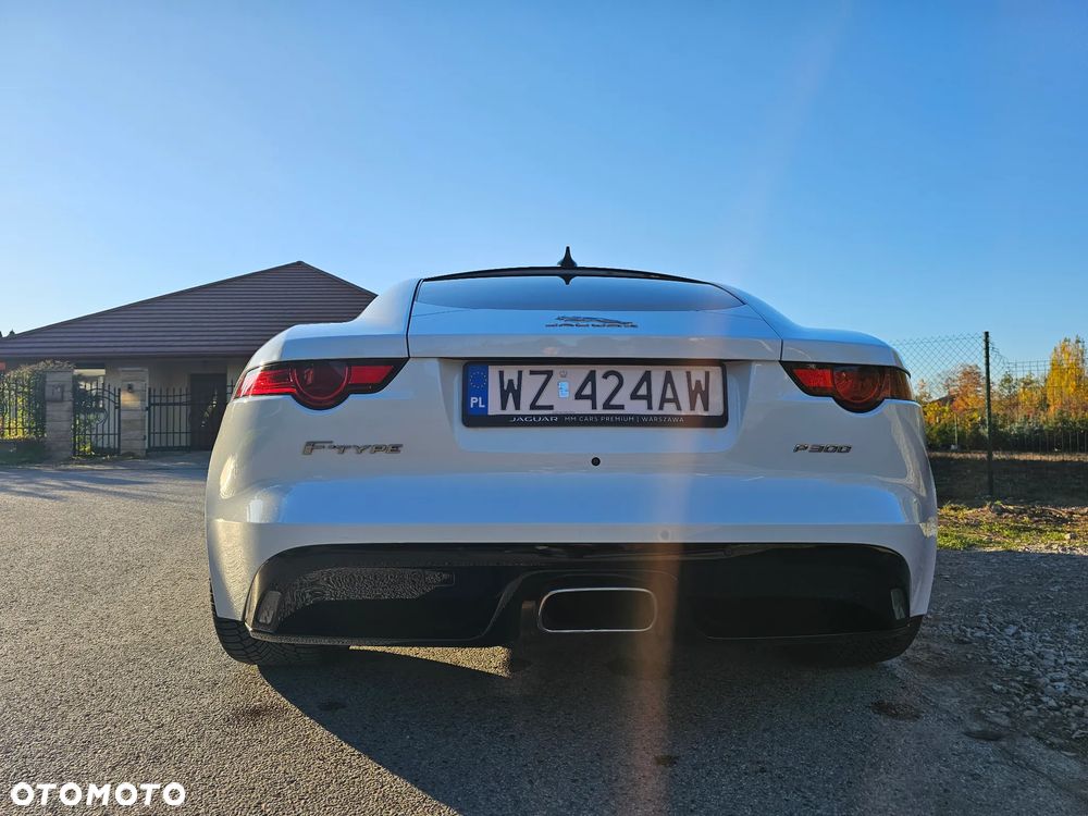 Jaguar F-Type 2.0 Turbo R-Dynamic - 8