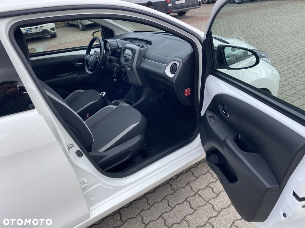 Toyota Aygo 1.0 VVT-i Color Edition - 15