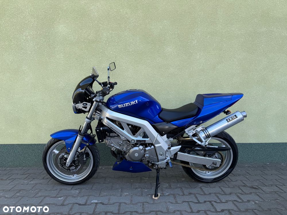 Suzuki SV - 25