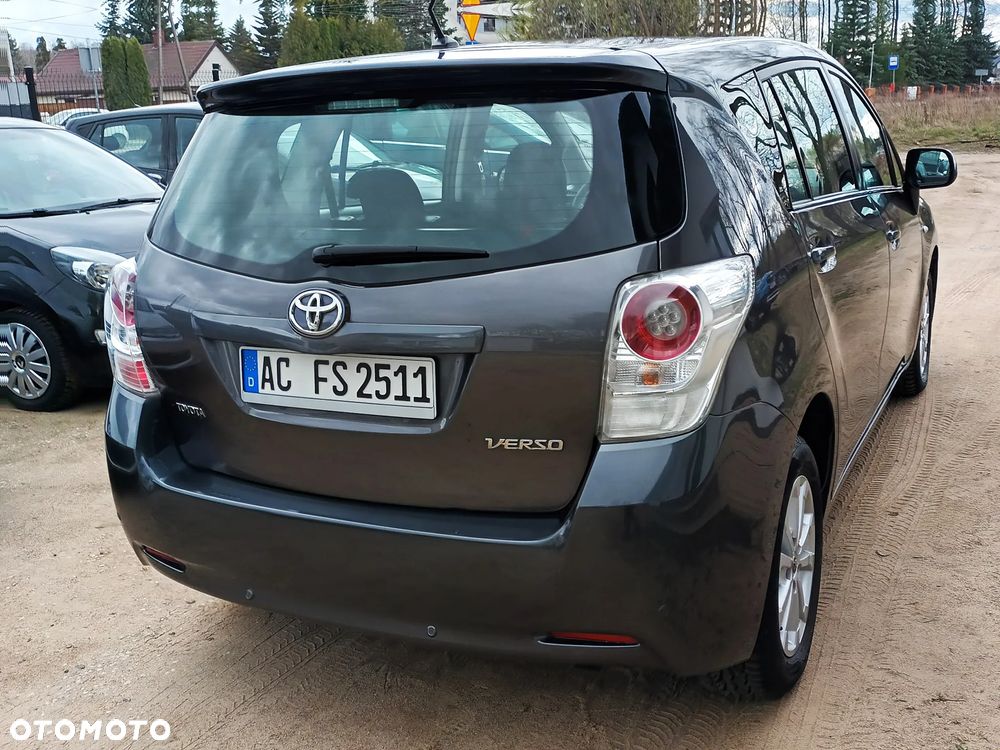Toyota Verso 1.8 5-Sitzer Executive - 17