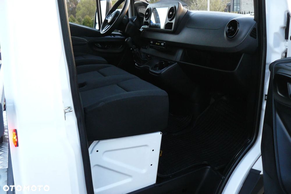 Mercedes-Benz SPRINTER 907. 170 KONI. Salon PL. 1 wł. poduszk pneumatyczne - 26
