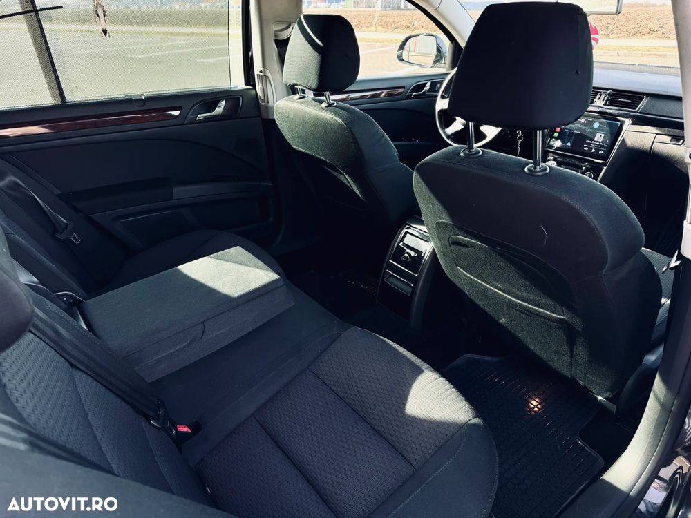 Skoda Superb 2.0 TDI Elegance - 5