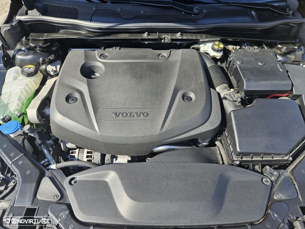 Volvo V40 Cross Country 2.0 D2 Momentum - 52