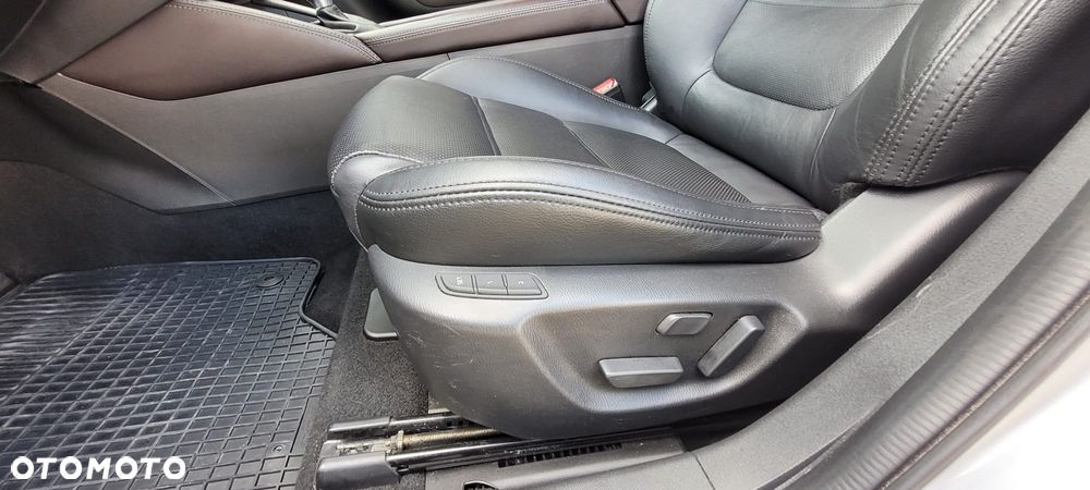 Mazda 6 SKYACTIV-D 175 Drive i-ELOOP Sports-Line - 14