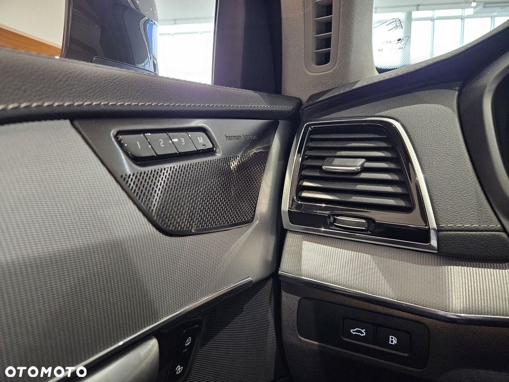 Volvo XC 90 - 14