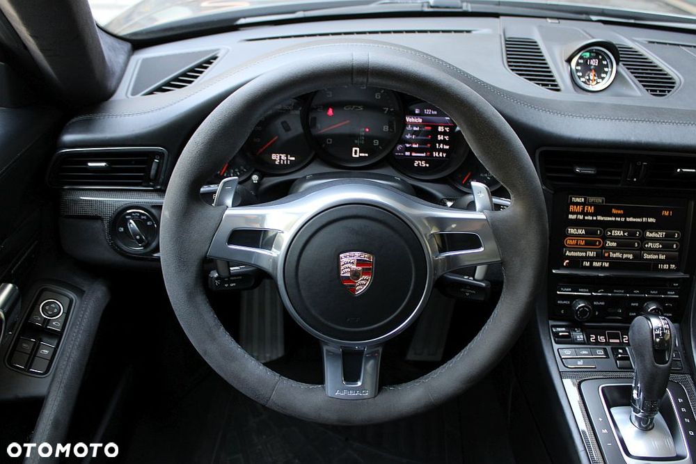 Porsche 911 Carrera GTS PDK - 22