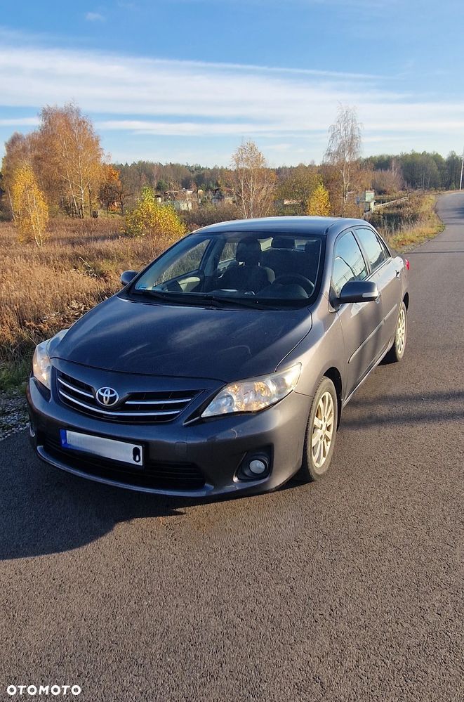 Toyota Corolla 1.6 Luna - 3