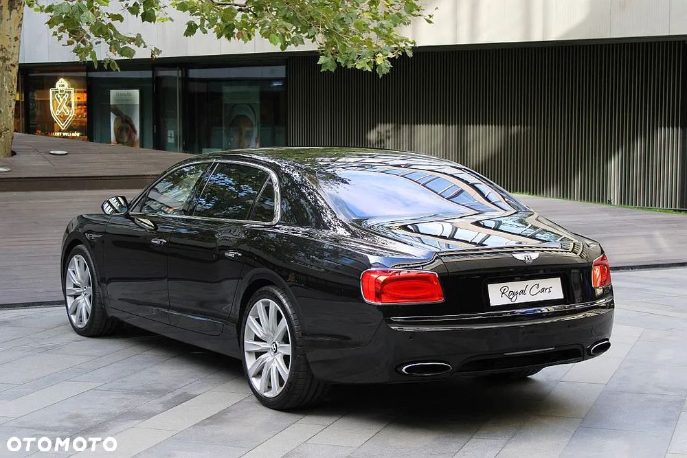 Bentley Flying Spur W12 - 3