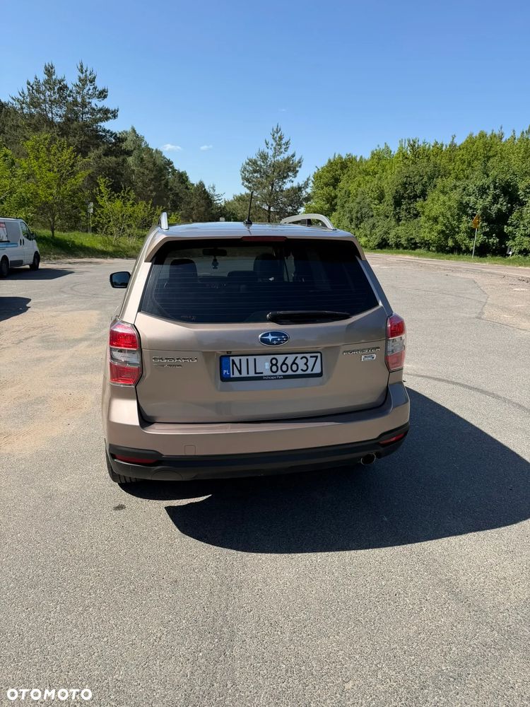 Subaru Forester 2.0D Exclusive - 4