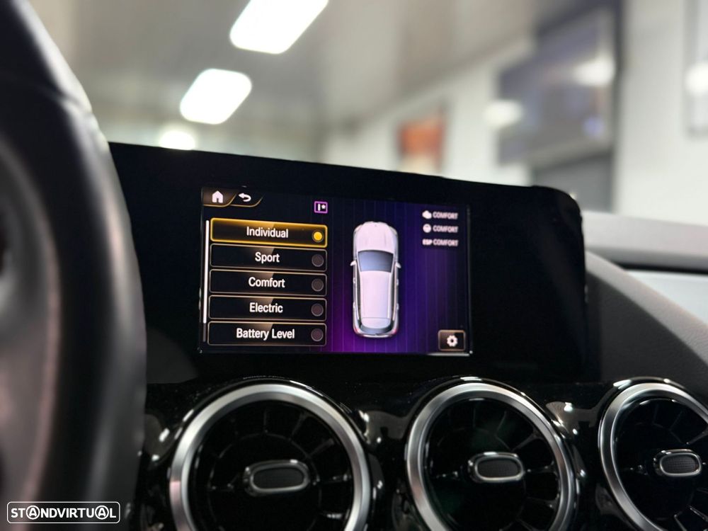 Mercedes-Benz GLA 250 - 18