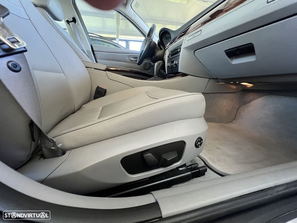 BMW 335 d Auto - 10