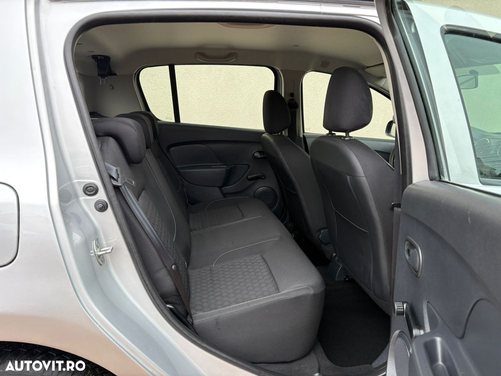 Dacia Sandero - 9