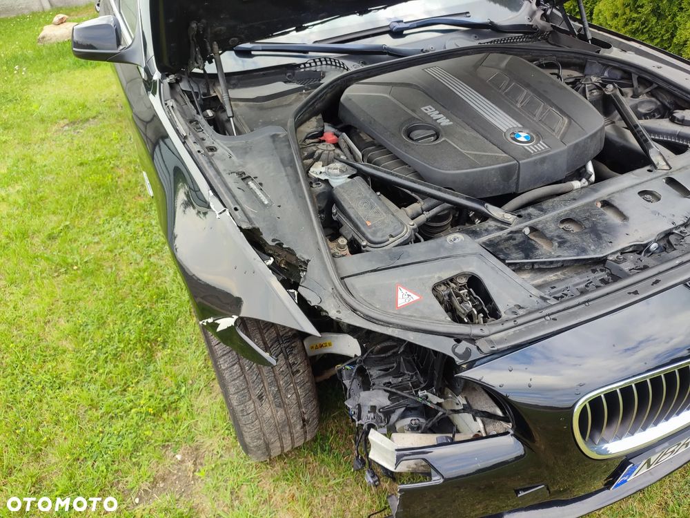 BMW Seria 5 520d - 14