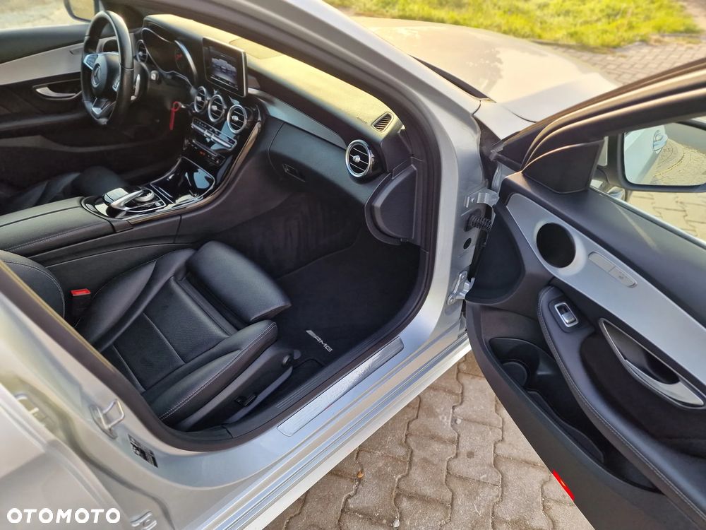 Mercedes-Benz Klasa C 220 d 4Matic 9G-TRONIC AMG Line - 26