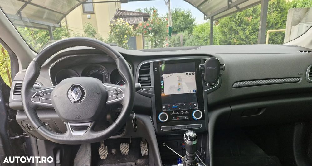 Renault Megane TCE 140 GPF Zen - 2