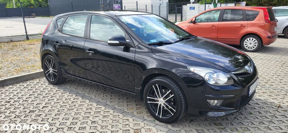 Hyundai i30 1.4 Classic + EU5 - 6