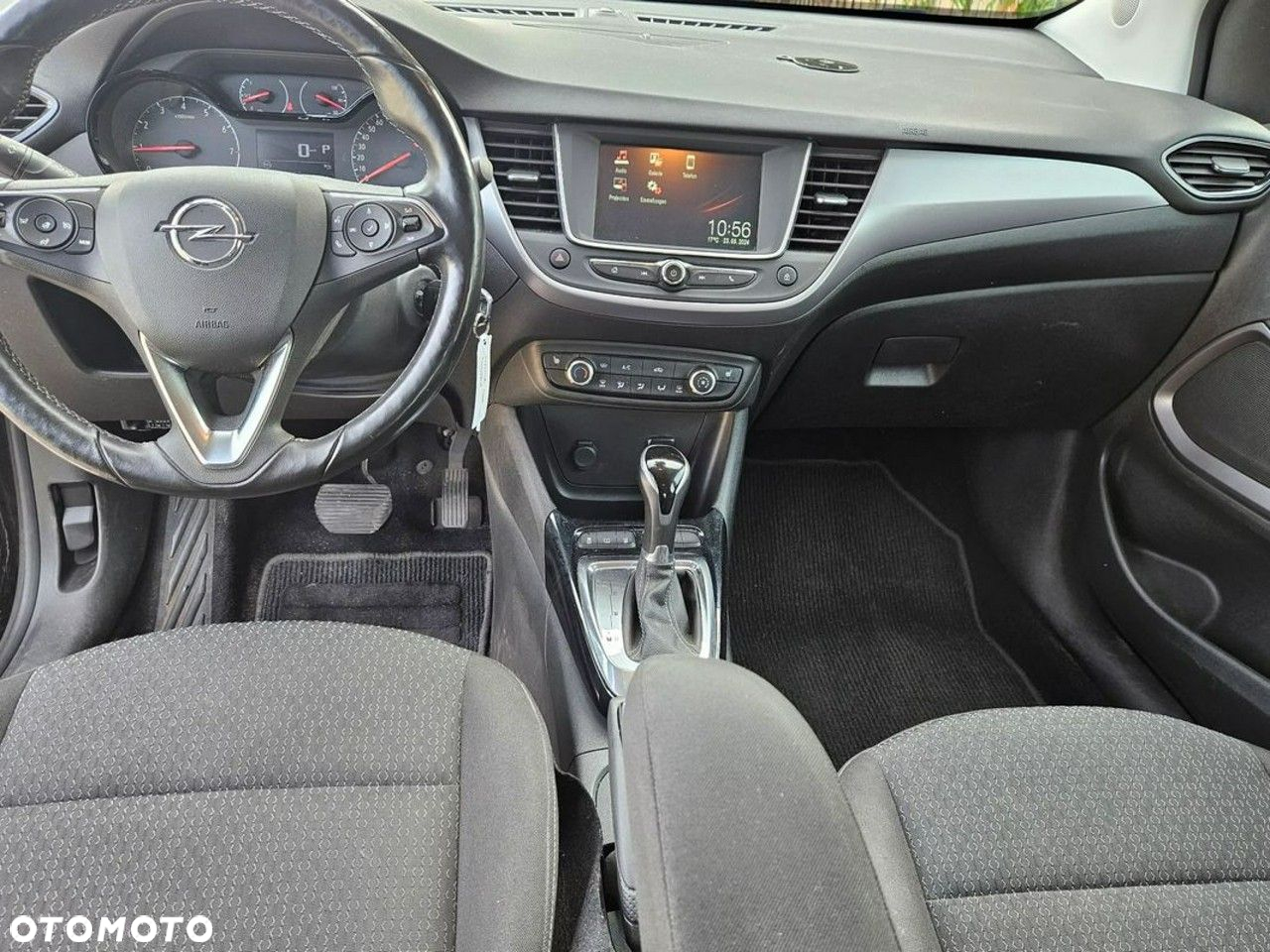 Opel Crossland X - 12