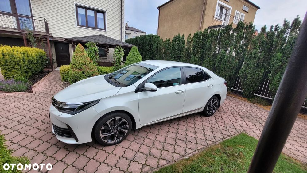 Toyota Corolla 1.6 Prestige EU6 - 1