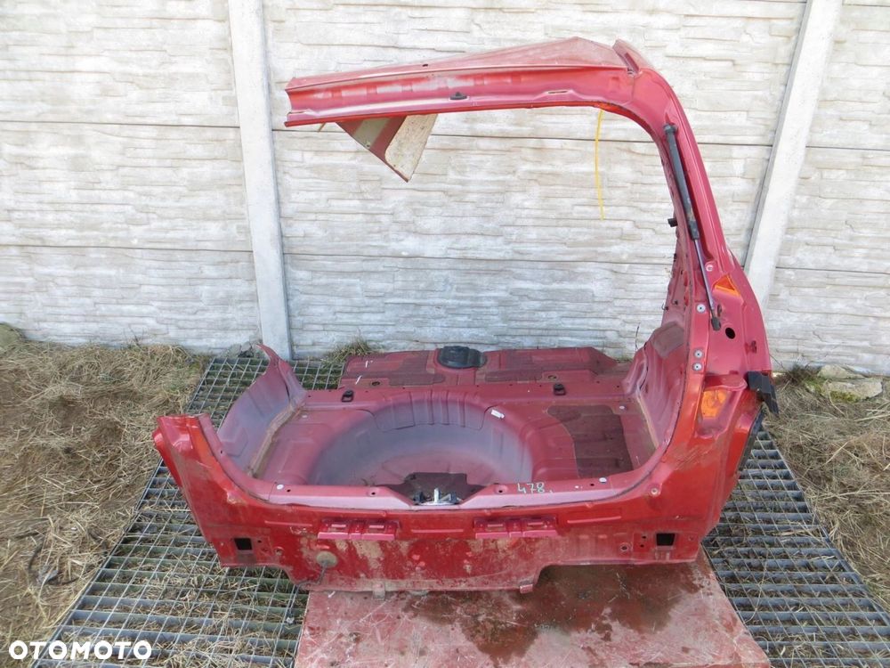 KIA VENGA PAS TYLNY WANNA BŁOTNIK ĆWIARTKA PRAWY 09- - 1