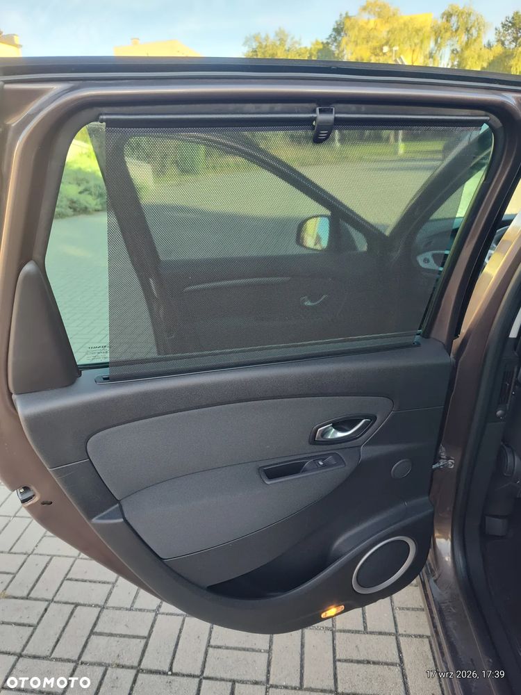Renault Scenic 2.0 16V Privilege CVT - 21