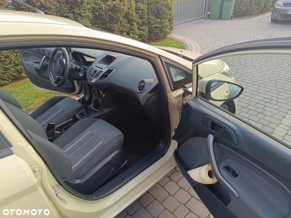 Ford Fiesta 1.25 Gold X - 13