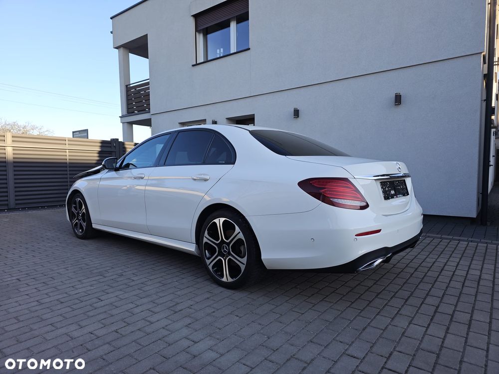 Mercedes-Benz Klasa E 220 d 9G-TRONIC AMG Line - 5