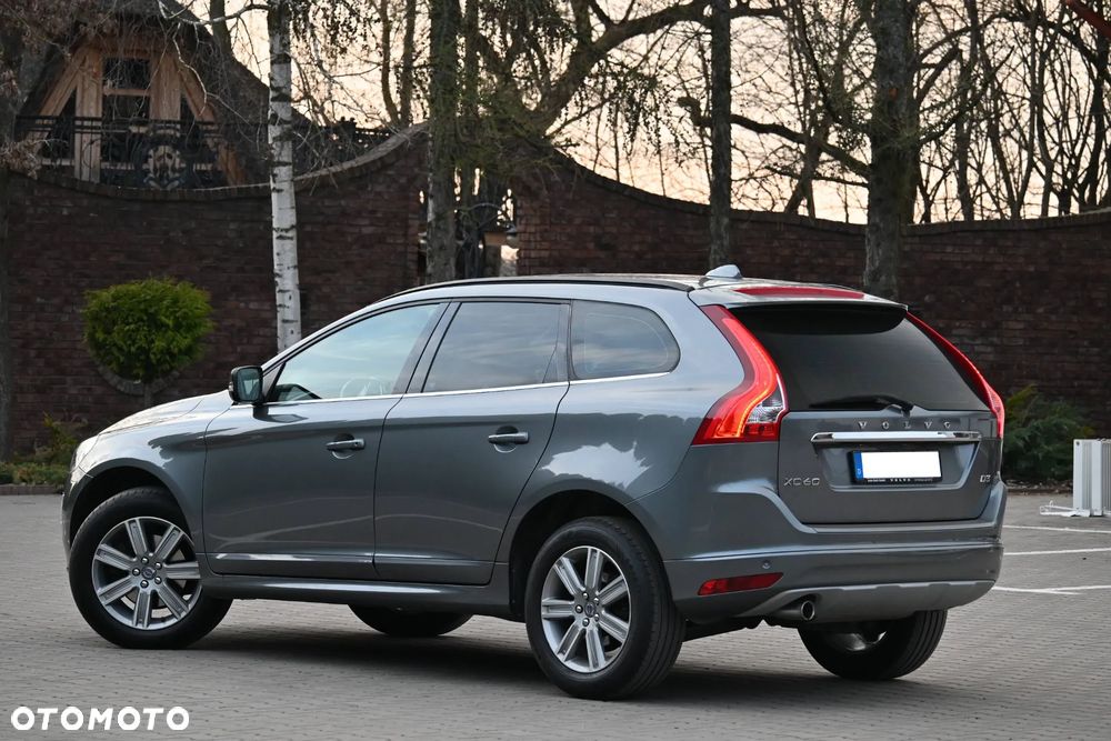Volvo XC 60 D3 Geartronic Momentum - 15